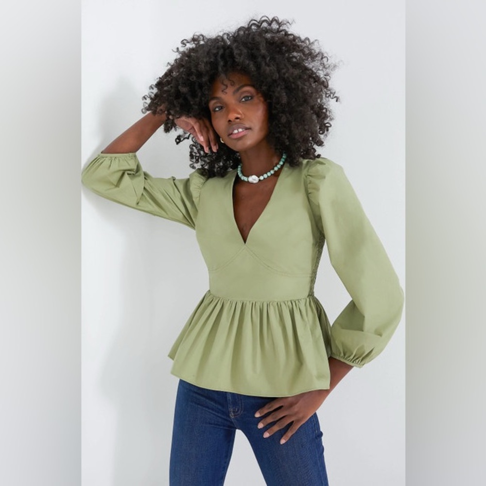 Hyacinth House Elaina Puff Sleeve Peplum Blouse olive green v neck cotton size S